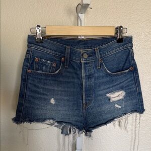 Levi’s Distressed Denim Women’s Shorts 25